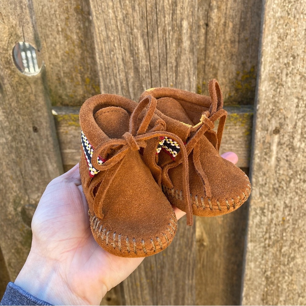 Minnetonka Infant Suede Braid Moccasins